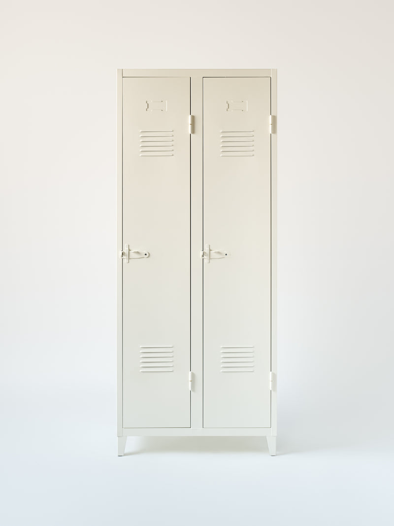 B2 Locker wardrobe