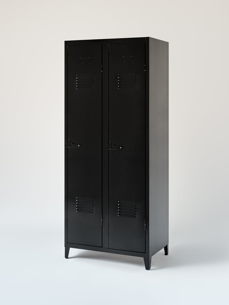 B2 Locker wardrobe