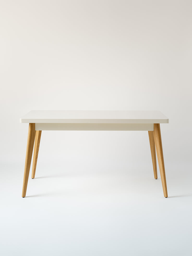 55 Table with wooden legs