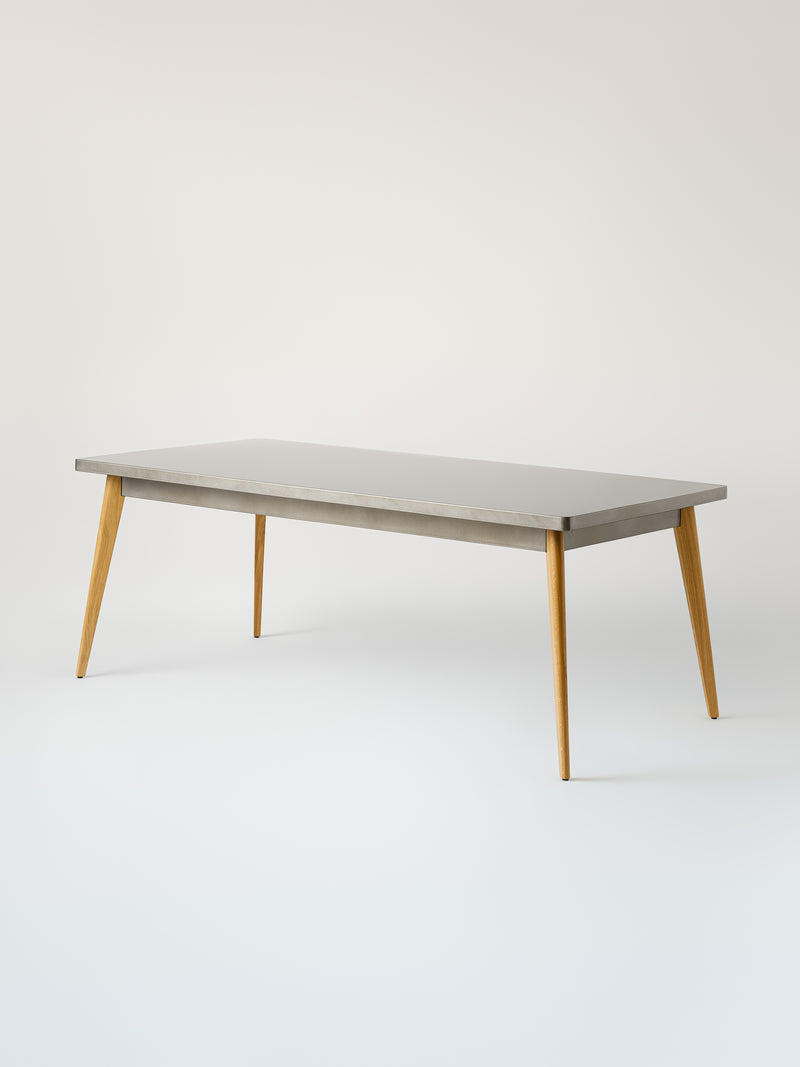 55 Table with wooden legs