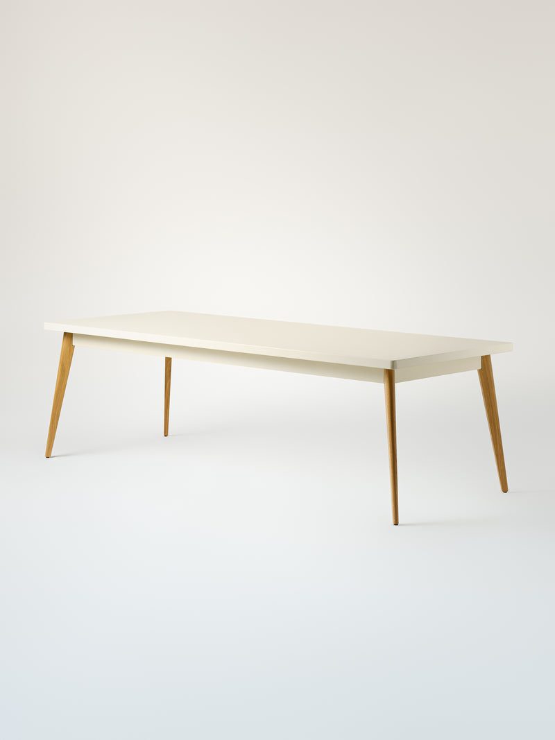 55 Table with wooden legs