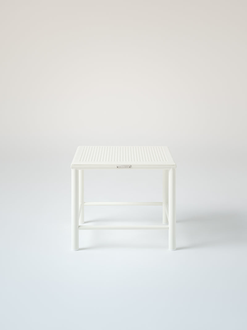 T37 Woven Square Stool