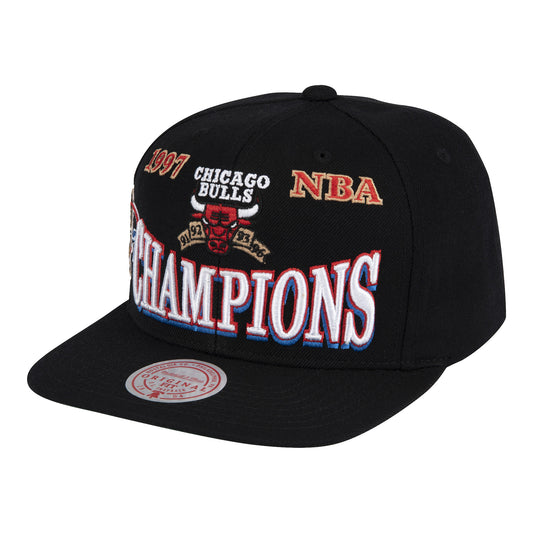 Gorra Mitchell and Ness NBA 98 DRAFT PRO STRAPBACK BULLS Chicago Bulls Black