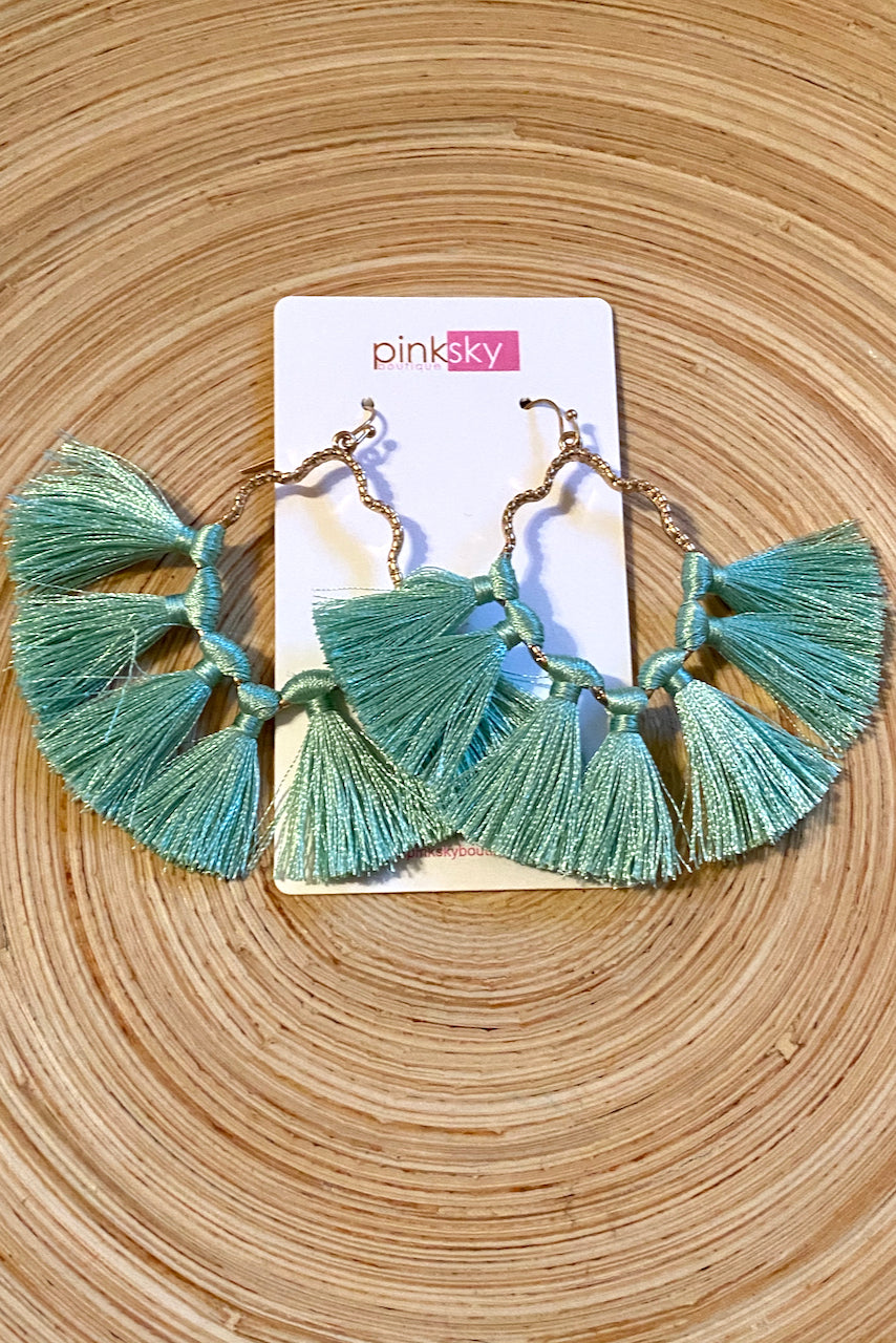 Wavy Oval Tassel Fan Earrings -Mint