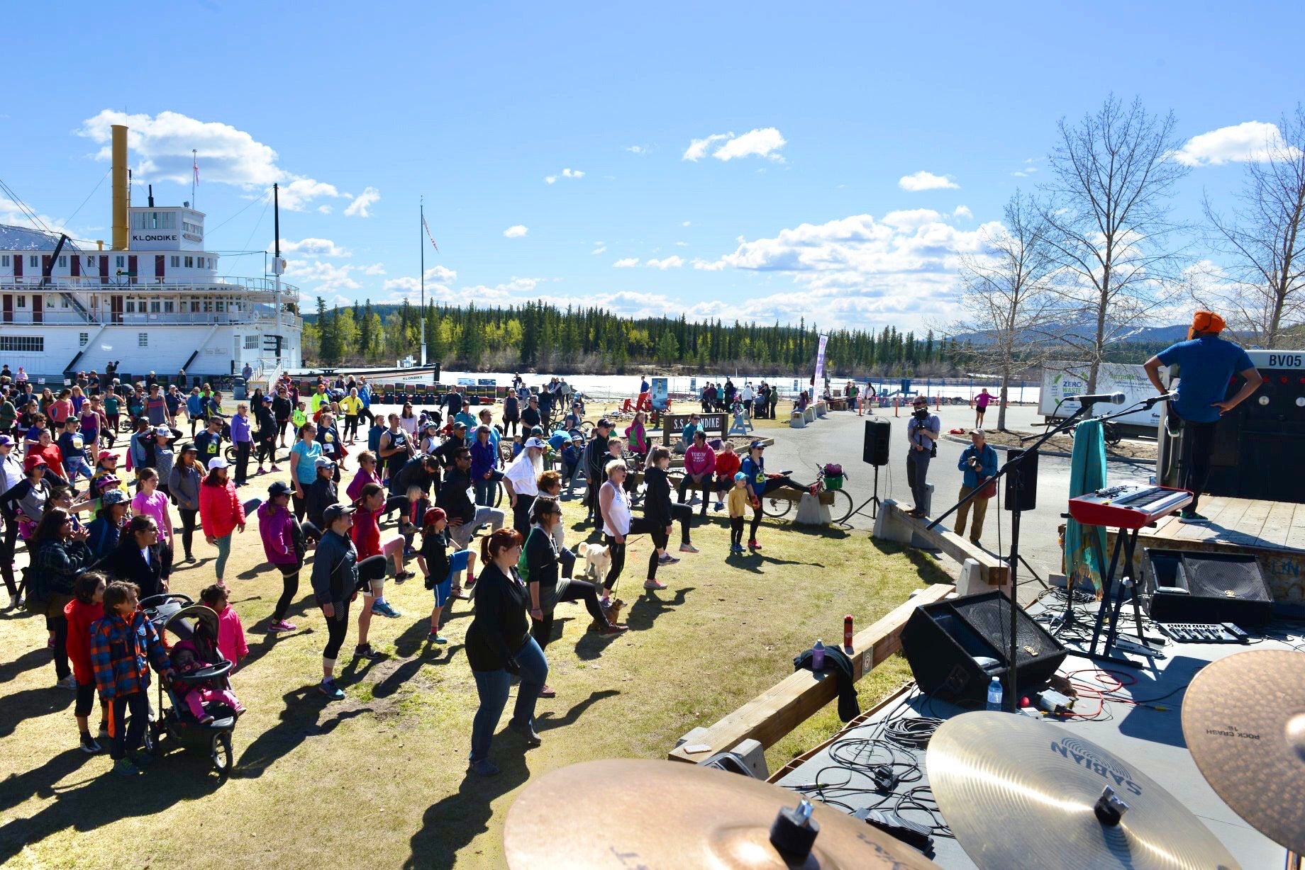 Nearly 1000 people joined Bhangra with Gurdeep in Whitehorse during the Run for Mom event in 2018.