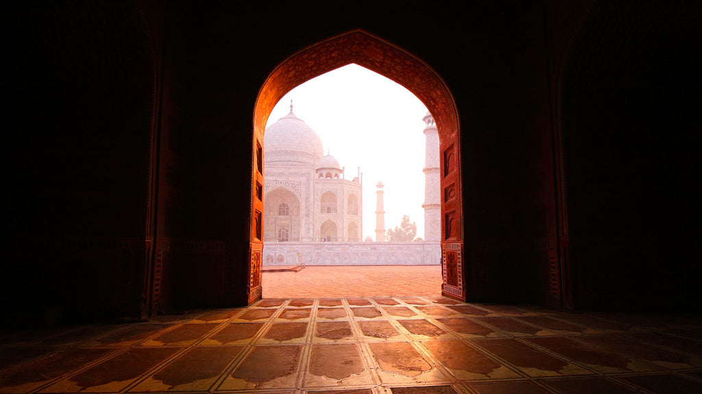 paromatravels.com_blog_The_Taj_Mahal_A_Love_Story_Etched_in_Marble_4