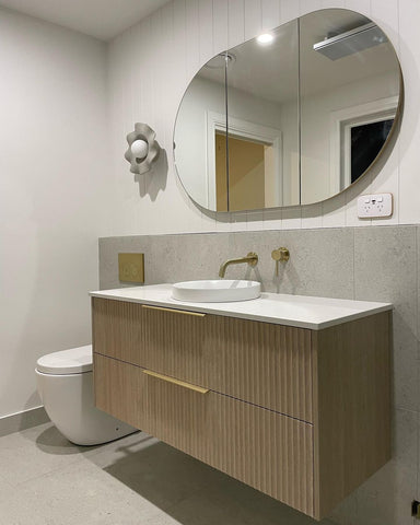 Bryson 3 Door Natural Oak Mirrored Bathroom Shaving Cabinet