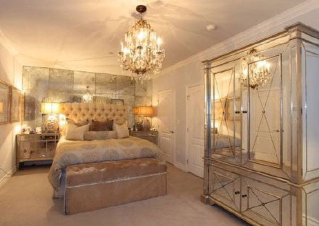 Kim Kardashian's Mirrored Cabinet