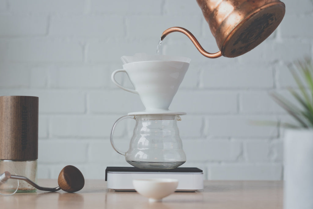 pouring into v60 with kettle