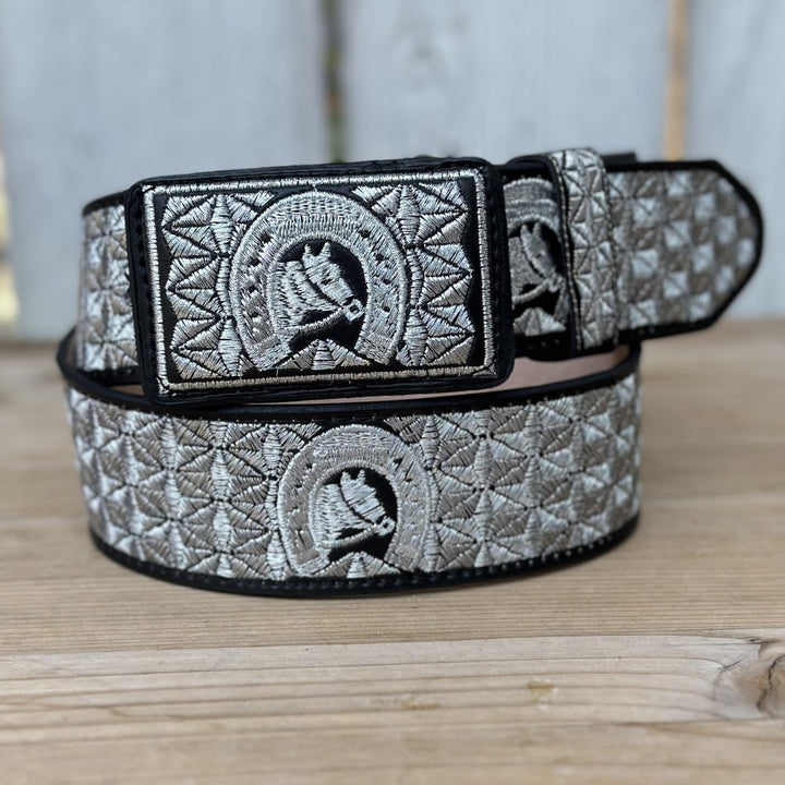 Cinturon Cuello de Toro Negro - Cinturones Vaqueros de Cuello de Toro –  Bota Exotica Western Wear - Amor Sales Store