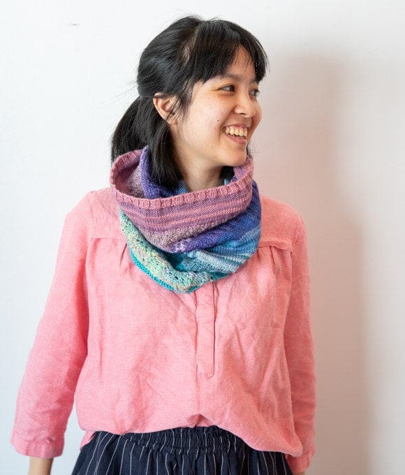 Learn How to Knit Your First Scarf » Articles » School of SweetGeorgia