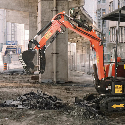 What Benefits Come with Purchasing a New Mini Excavator?