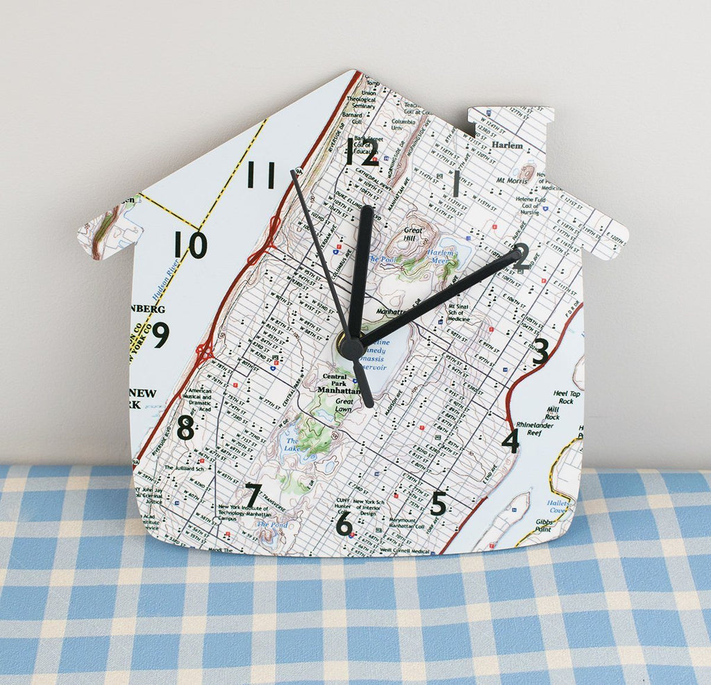 Clocks National Geographic Personalized House Shaped Map Clock 1 1024x1024 ?v=1524649657