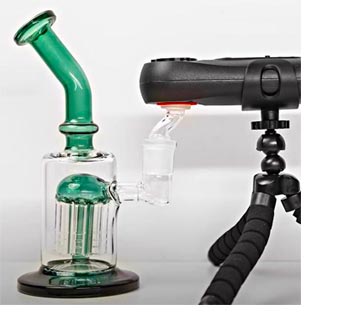 Dabbing with the Tripod Stand for The Wand NZ