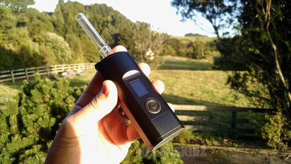 Solo 2 Vaporizer Kit - Helenskinz NZ