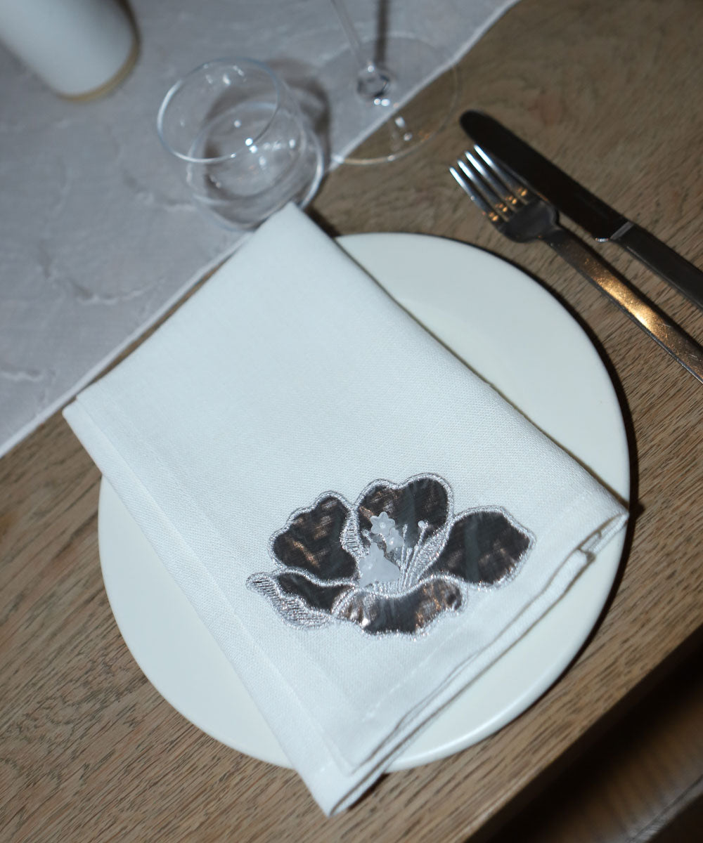 Linen Embelished Napkin Set