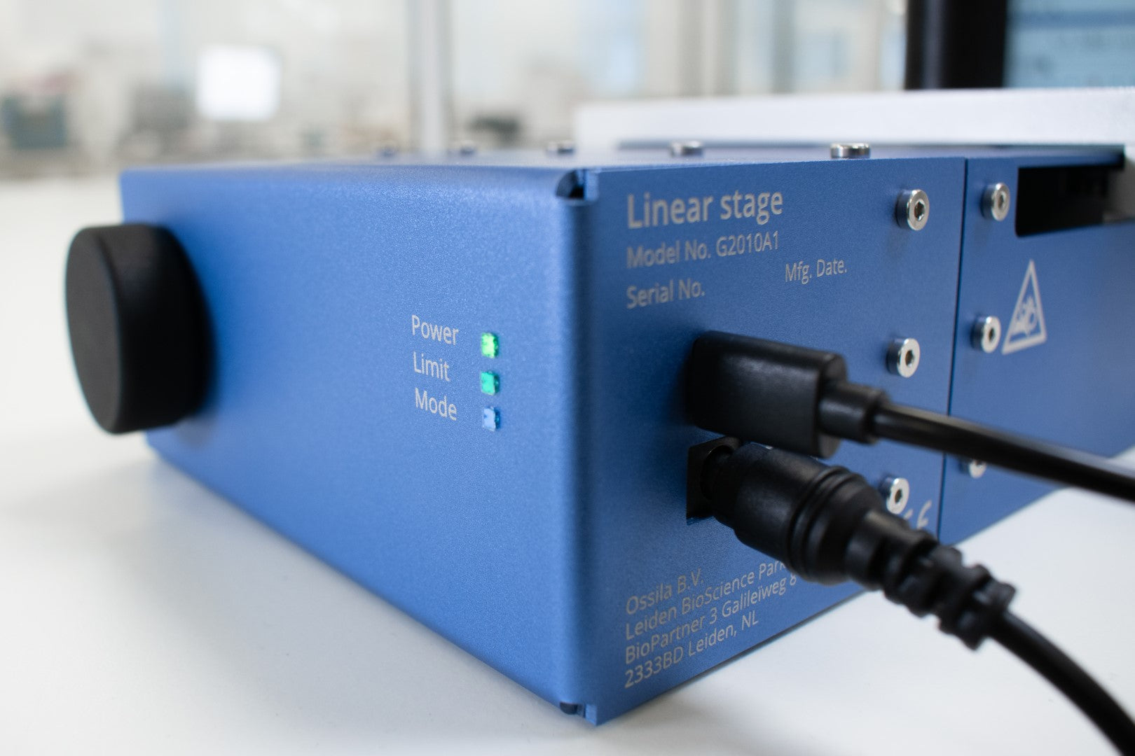 Power supply to linear stage