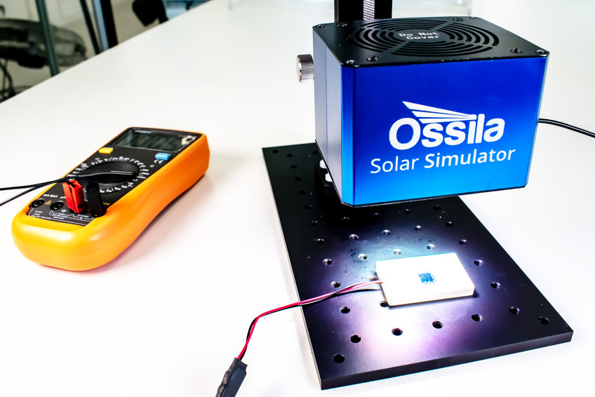 Reference solar cell to check calibration