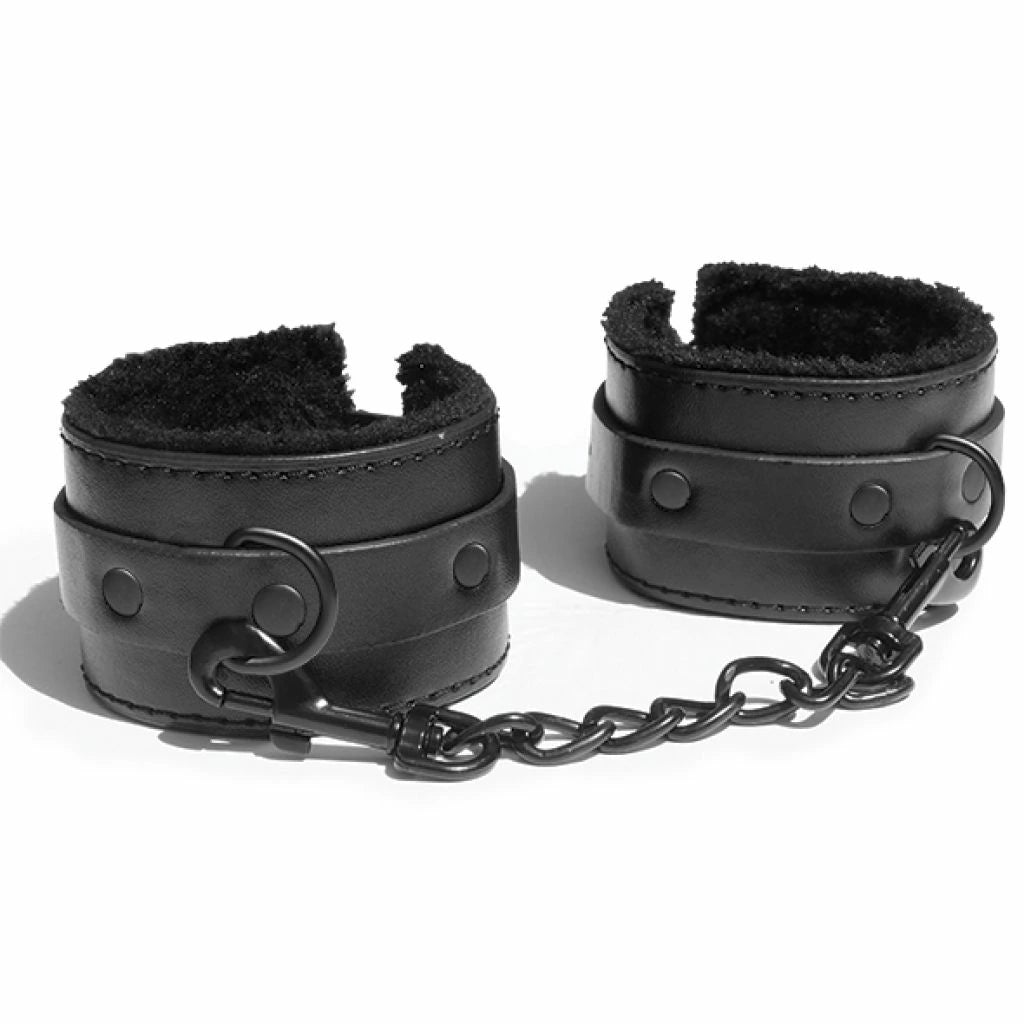 Play:1 günstig Kaufen-S&M - Shadow Fur Handcuffs. S&M - Shadow Fur Handcuffs <![CDATA[Provides a gentle introduction to bondage play. Vegan friendly furry handcuffs. Like a toasted marshmallow, soft on the inside and hard on the outside. Wait to see what you and your l