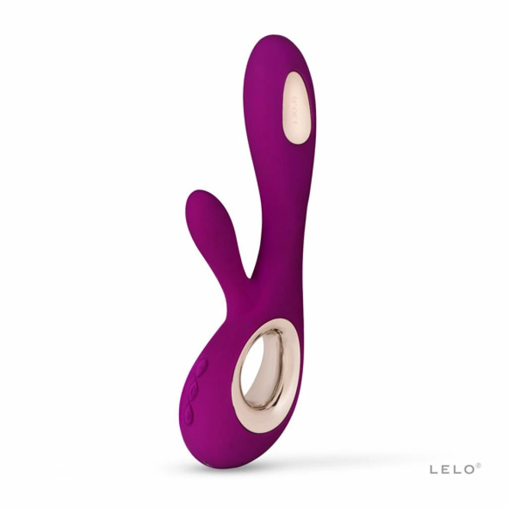 Ring PL günstig Kaufen-Lelo - Soraya Wave Deep Rose. Lelo - Soraya Wave Deep Rose <![CDATA[A tidal wave of mind-blowing pleasure. Enjoy uninhibited, exhilarating pleasure with this luxurious rabbit massager. Featuring patented WaveMotion technology that rises and falls within y