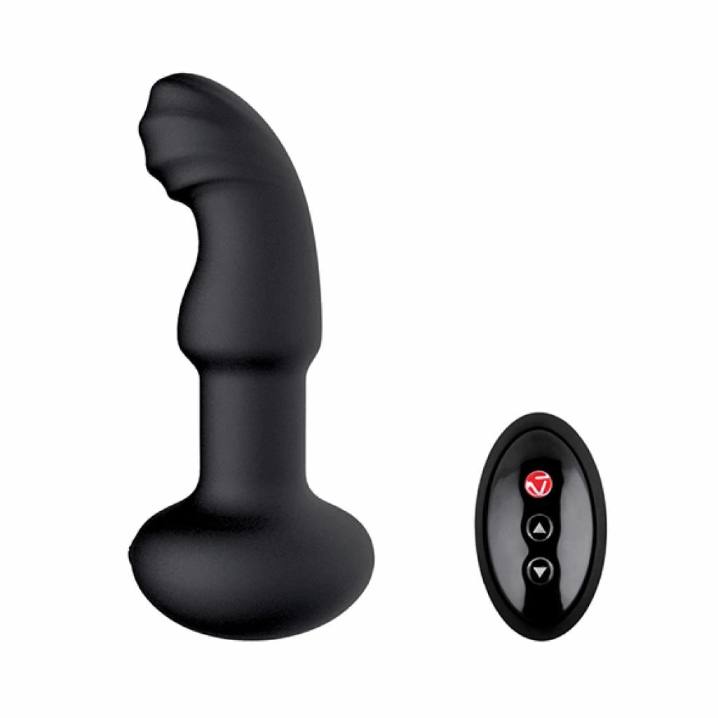 The EC günstig Kaufen-Nomi Tang - Pluggy RC. Nomi Tang - Pluggy RC <![CDATA[Pluggy RC is a special remote controlled dual stimulation butt plug with rotating beads and a vibrating contoured tip, which is perfectly shaped for a precise prostate stimulation. The ball shaped base