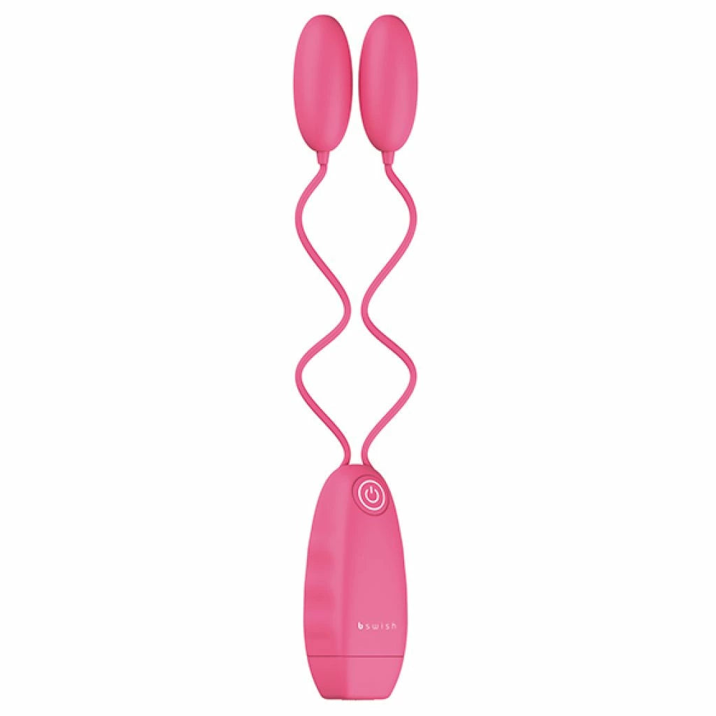 Double Double günstig Kaufen-B Swish - bnear Classic Guava. B Swish - bnear Classic Guava <![CDATA[B Swish doubles the pleasure with this classic waterproof dual bullet. With two identical silky touch bullets Bnear Classic is designed to tickle two erogenous zones at the same time - 