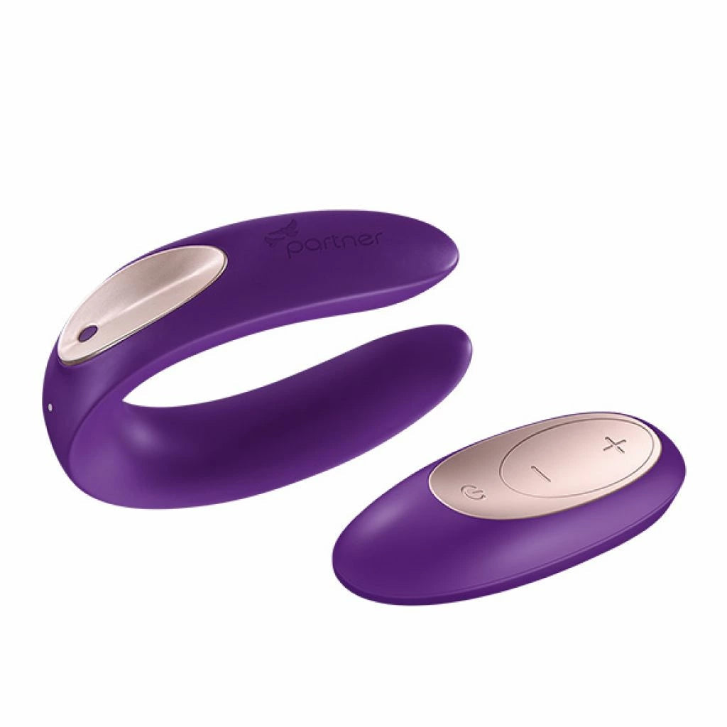 Double Double günstig Kaufen-Satisfyer - Double Plus Remote. Satisfyer - Double Plus Remote <![CDATA[The partner plus remote provides more intense stimulation due to its twin motors for both partners at the same time. As a bold development of the previous version the new partner plus