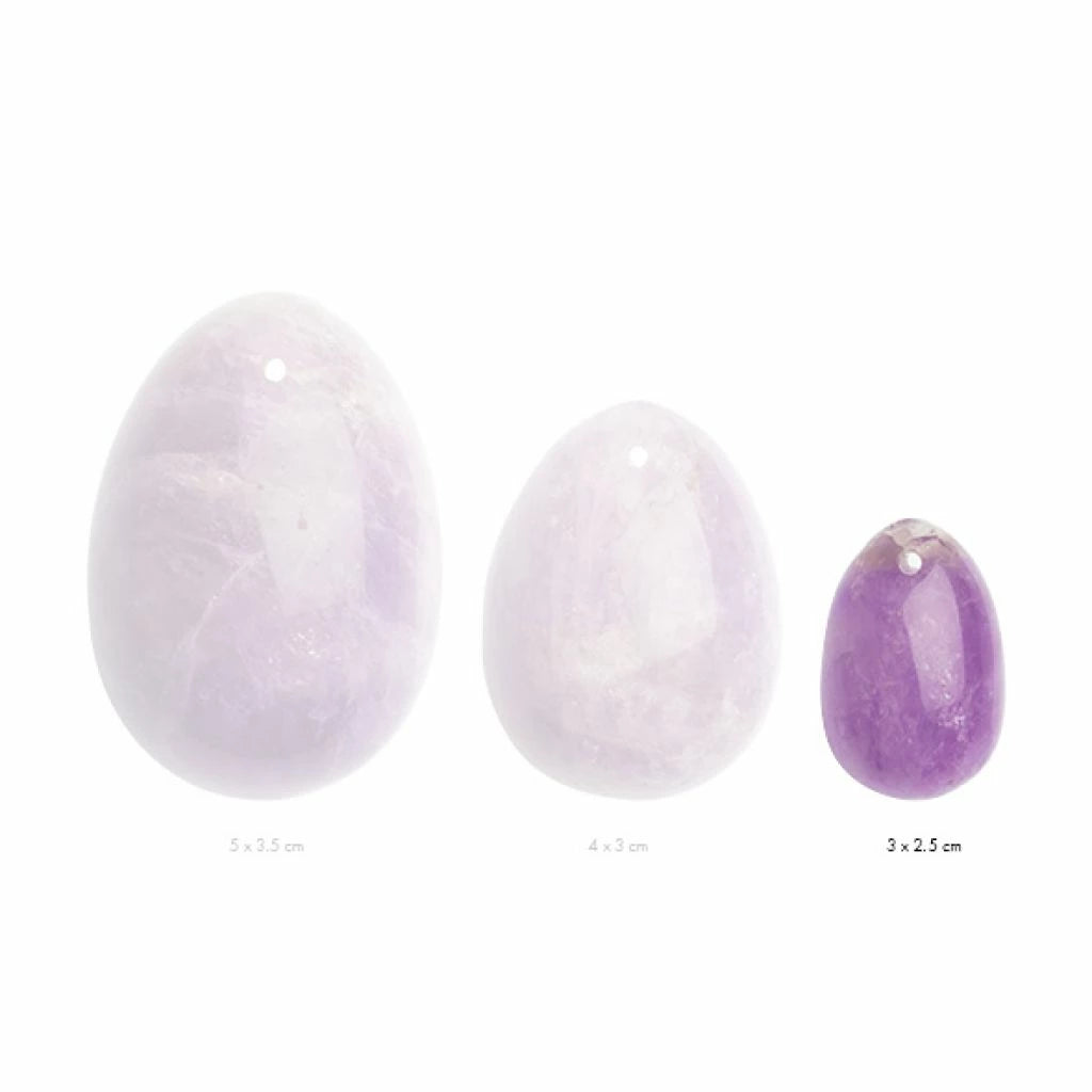 ALL AROUND günstig Kaufen-La Gemmes - Yoni Egg Pure Amethyst S. La Gemmes - Yoni Egg Pure Amethyst S <![CDATA[Wear this yoni egg as a piece of jewelry around your neck, in your pocket, in your bra or as a pelvic floor muscle trainer in your vagina. A yoni egg was originally intend