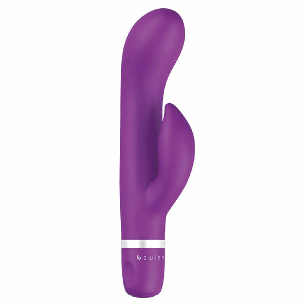 classic günstig Kaufen-B Swish - bwild Classic Marine Purple. B Swish - bwild Classic Marine Purple <![CDATA[B Swish brings you this gorgeous, delightfully manageable 5-function silicone rabbit massager with 2 individual motors, ready for waterproof fun. With a slim tilted shaf