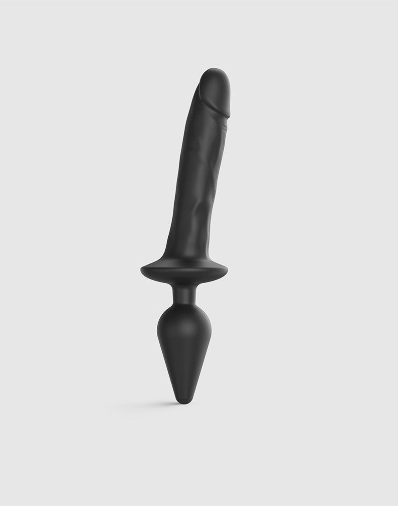 Grip:Schwarz günstig Kaufen-Strap-On-Me - Realistic Switch Plug-In - 2-in-1 Dildo & Buttplug Größe XXL - Schwarz. Strap-On-Me - Realistic Switch Plug-In - 2-in-1 Dildo & Buttplug Größe XXL - Schwarz <![CDATA[Strap-On-Me - Realistic Switch Plug-In - 2-in-1