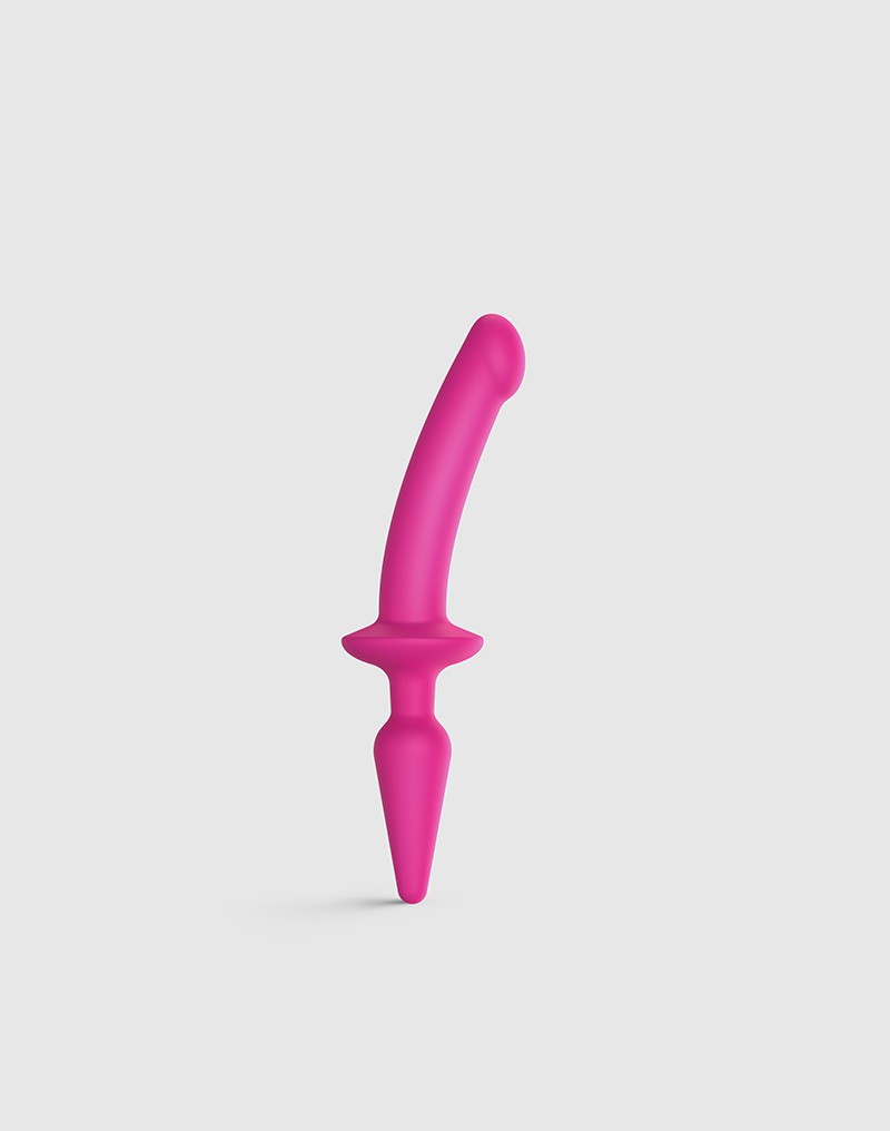 TC CD günstig Kaufen-Strap-On-Me - Semirealistischer Switch Plug-In - 2-in-1 Dildo & Butt Plug Größe S - Pink. Strap-On-Me - Semirealistischer Switch Plug-In - 2-in-1 Dildo & Butt Plug Größe S - Pink <![CDATA[Strap-On-Me - Semirealistischer Switch 