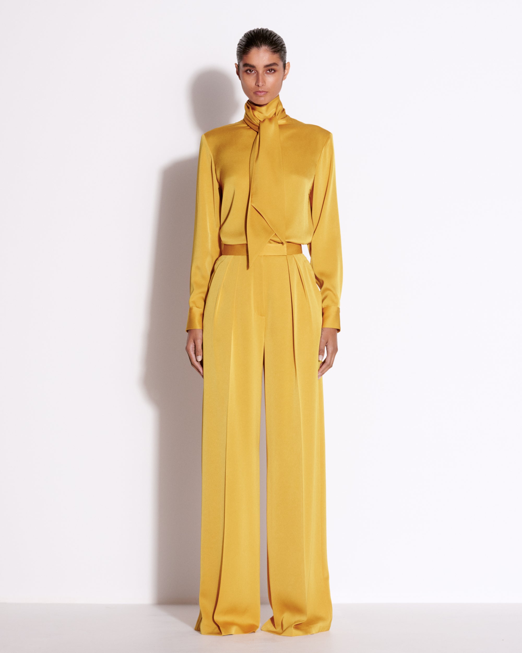 Bow Shirt in Satin Crepe