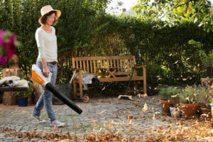 2 Garden Maintenance Tips For Homeowners