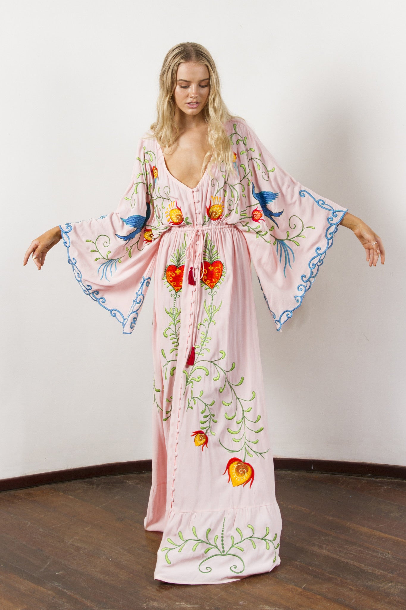 Women's Bohemian Flower Embroidery Hollow Tassel Vintage Long Dress - Ootddress