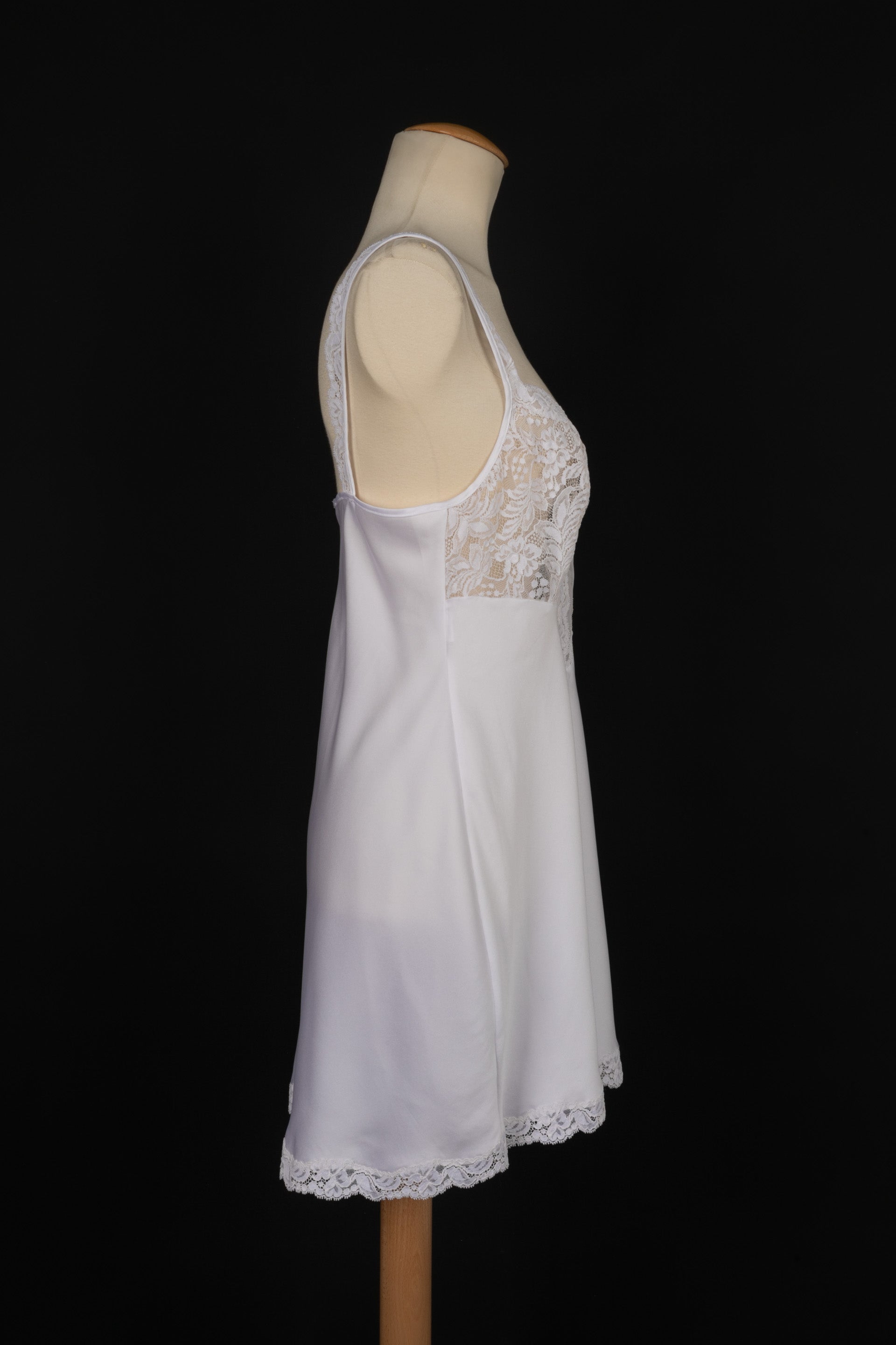 Nuisette blanche Dior 894