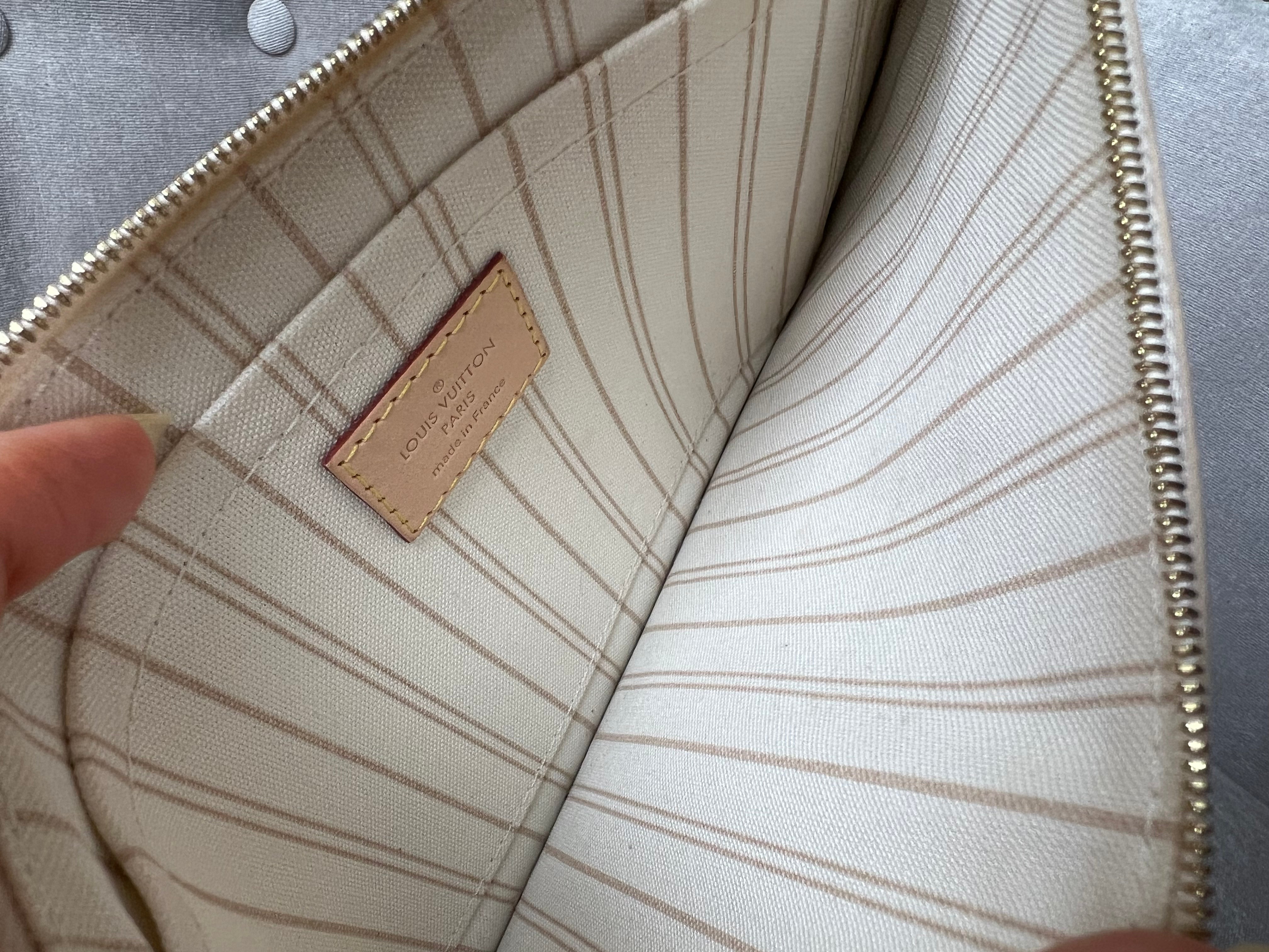Louis Vuitton Pouch (from Neverfull MM) in Damier Azur 636