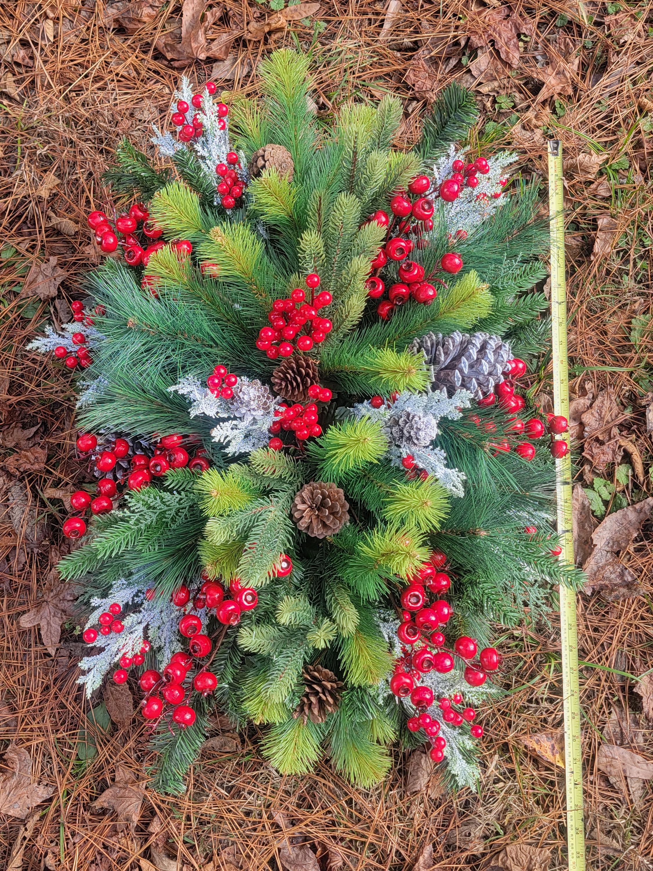 Winter Grave Blankets • CUSTOMIZABLE • Extra Large , Large , Small Grave Blankets , GRAVESITE Blanket • Christmas Grave Blanket • Ground