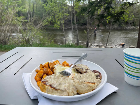 Breakfast on The Blue River