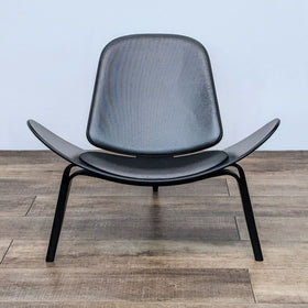 Image of Carl Hansen & Son Shell Chair