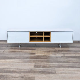 Image of Treku Aura Media Unit