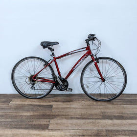 Image of Diamondback Durable Men's Hybrid Bike – Ready for Adventure
