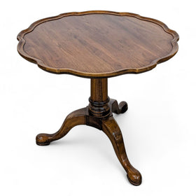 Image of Vintage Pie Crust Table