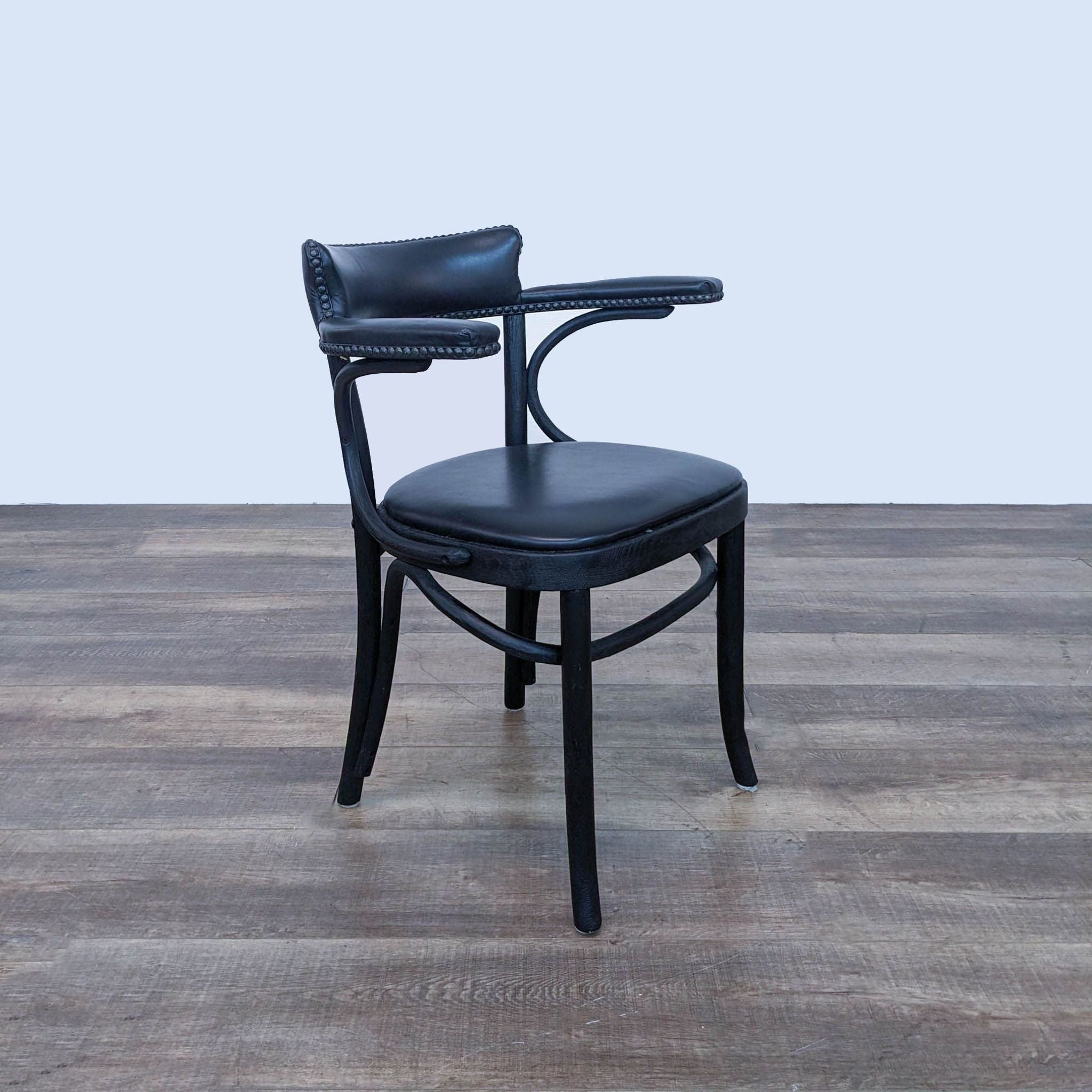 [ unused0 ],'the chair ', 1950, [ unused0 ]