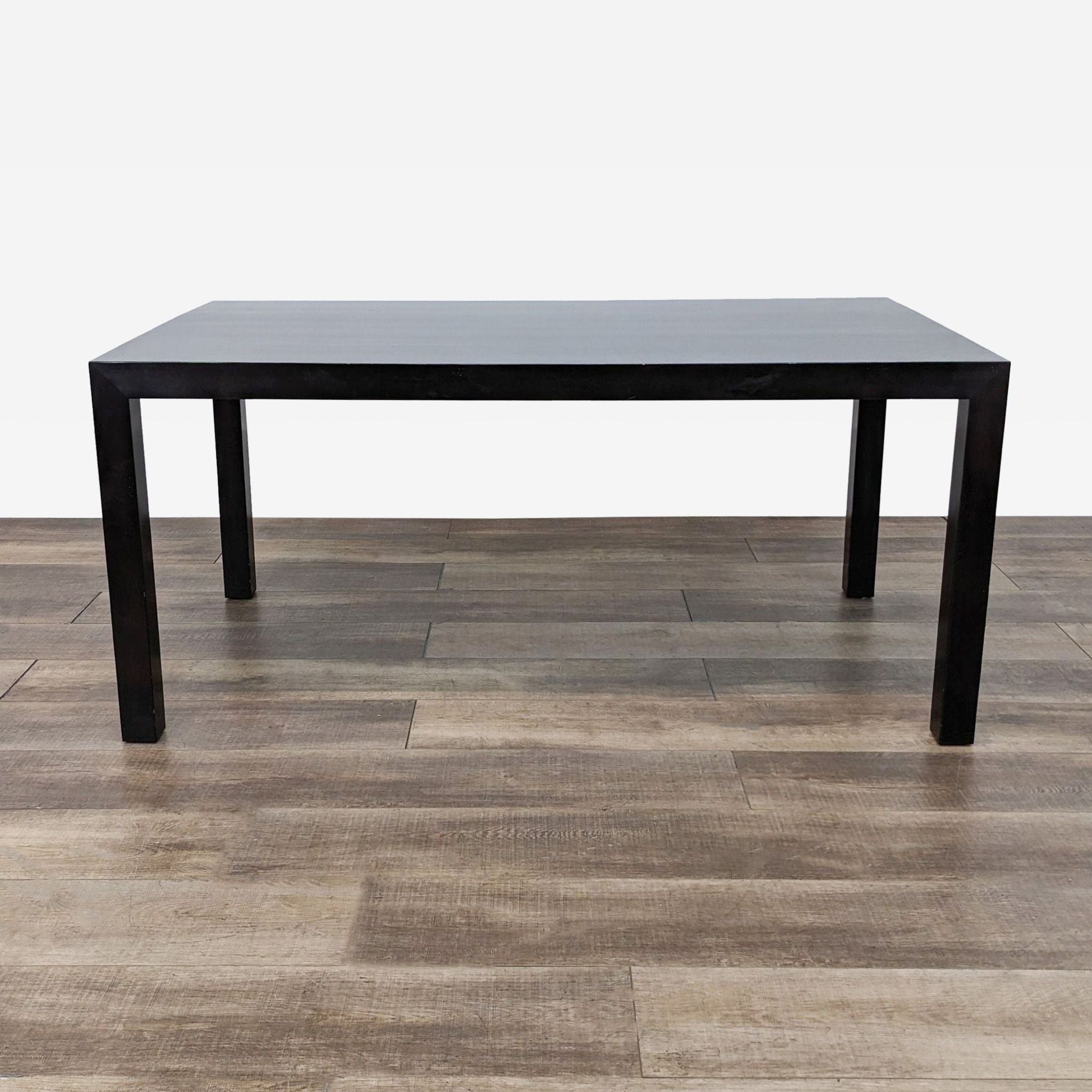 the [ unused0 ] coffee table