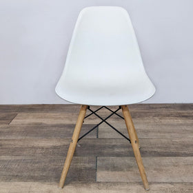 Image of Eiffel Dining Chair