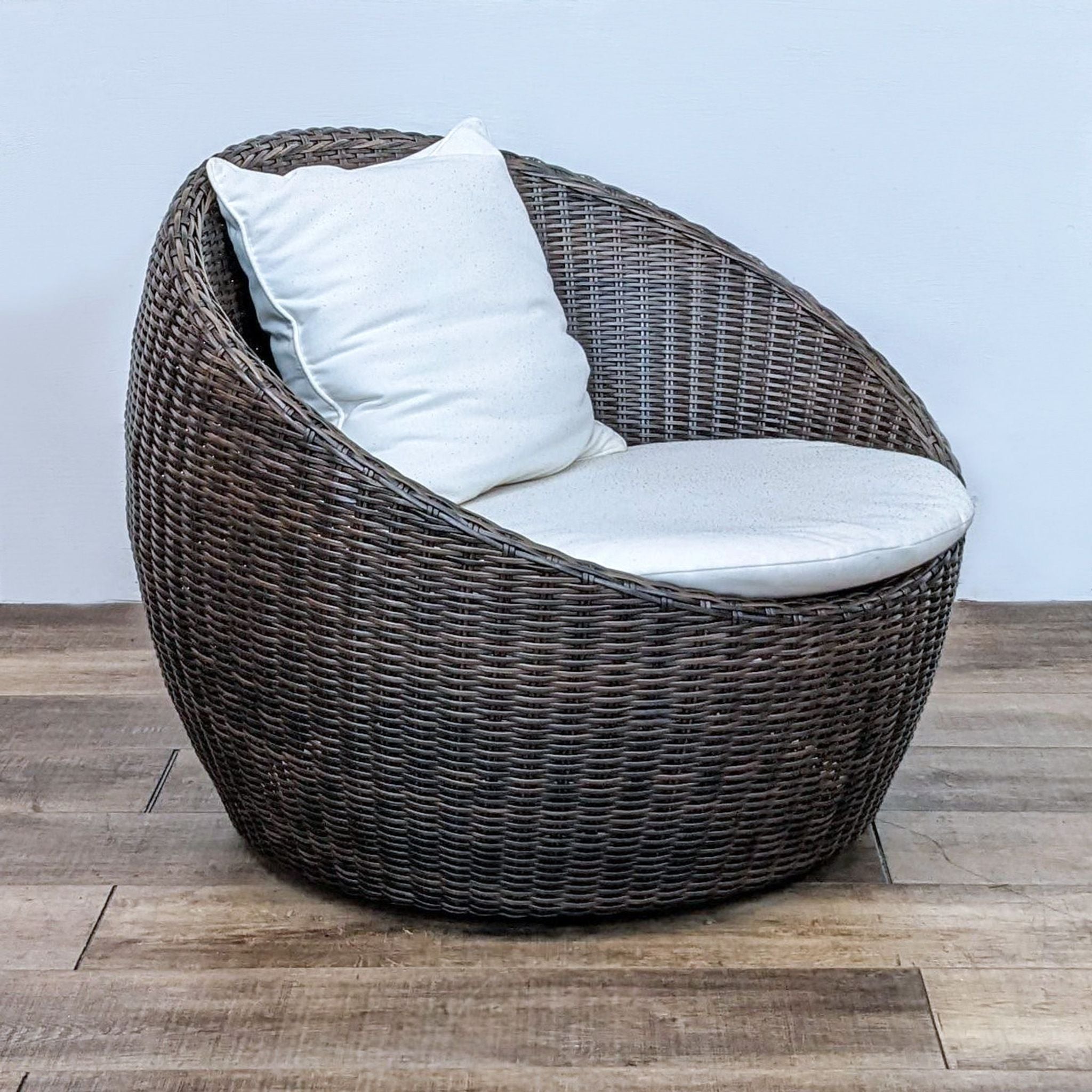 Pottery Barn Torrey Wicker Papasan Swivel Lounge Chair