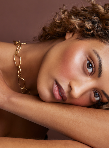 Colour correct skin