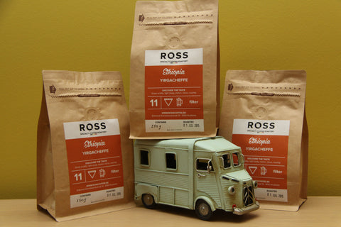 Vers gebrande ROSS Specialty Coffee, in een ideale verpakking, bij u thuis geleverd