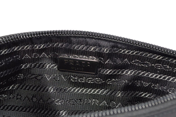 New Prada 1NH545 Black Piatto Maniglia Nylon Zip Top Wristlet Purse Po –  Annie's Unique Accessories