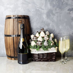 Uptown Champagne & Chocolate Dipped Strawberries Basket